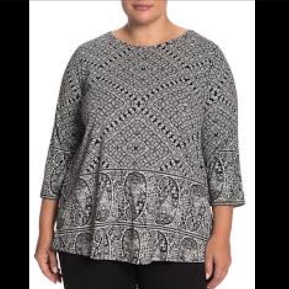 Women’s Lucky Brand Plus Size Navy Blue Paisley Print Scoop Neck Tee Size 1X - Picture 5 of 5